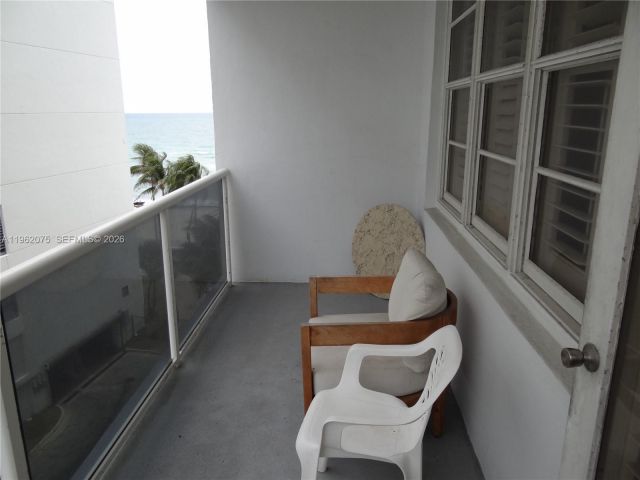 Apartment for sale  Unit #607 - photo 7470046