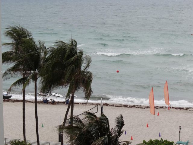 Apartment for sale  Unit #607 - photo 7470048