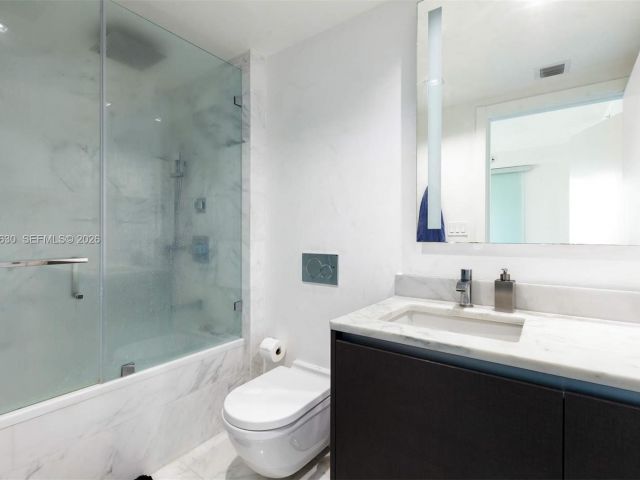 Apartment for sale  Unit #1604 - photo 7395417