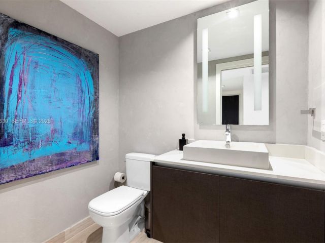 Apartment for sale  Unit #1604 - photo 7395418