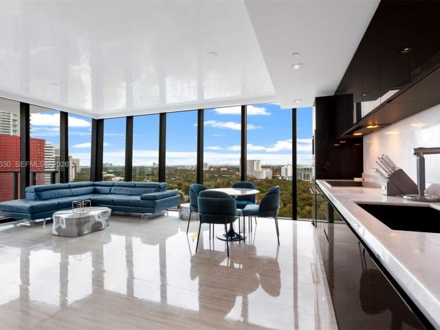 Apartment for sale  Unit #1604 - photo 7395430