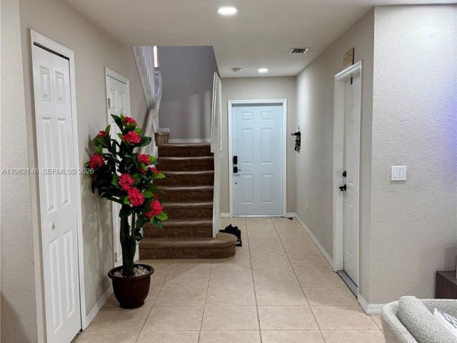 Home for rent at 16811 NW 14th Ave 16811 - photo 7480226