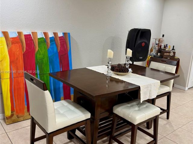 Home for rent at 16811 NW 14th Ave 16811 - photo 7480228