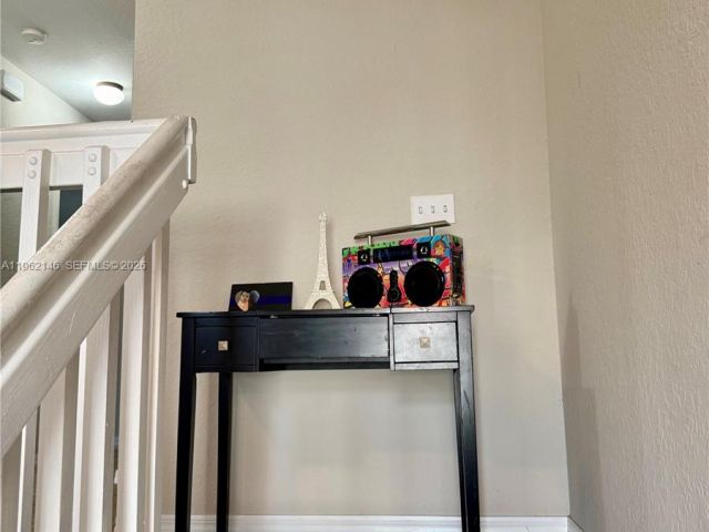 Home for rent at 16811 NW 14th Ave 16811 - photo 7480233