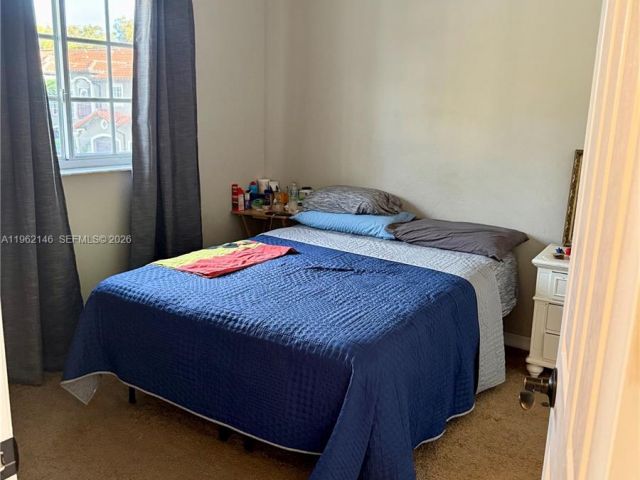 Home for rent at 16811 NW 14th Ave 16811 - photo 7480242