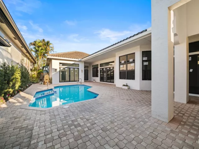 4-bedroom home for sale in Boca Raton - 22722 El Dorado Drive - MondialRealty