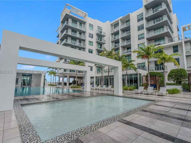 1-bedroom condo for sale in Miami - 3900 Biscayne Blvd S-904 - MondialRealty