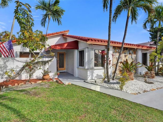 Home for sale at 3515 SW 113th Ct - photo 7440144