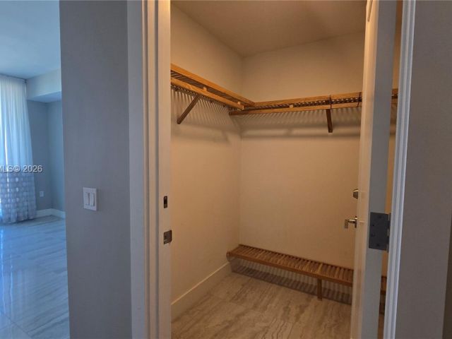 Apartment for rent  Unit #2202 - photo 7395603