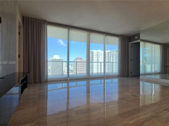 Apartment for rent  Unit #2202 - photo 7395616