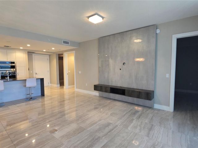 Apartment for rent  Unit #2202 - photo 7395621