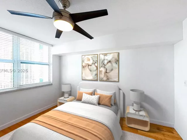 2-bedroom condo for sale in Miami - 31 SE 5th St 2408 - MondialRealty