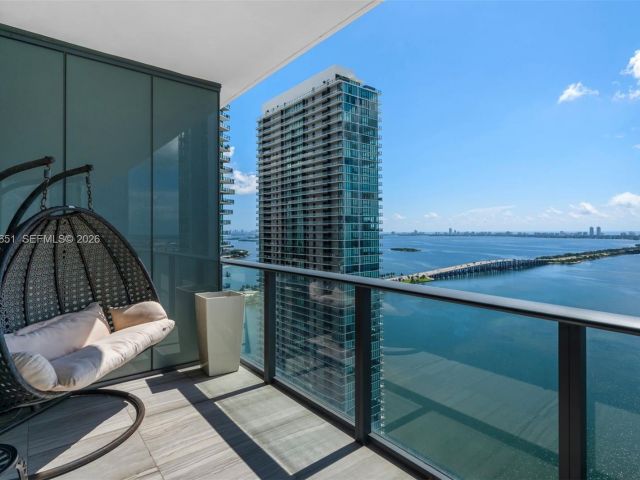 Apartment for sale  Unit #3401 - photo 7404758