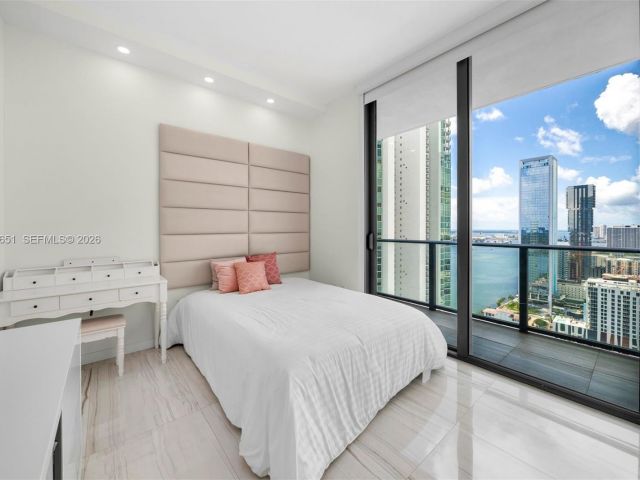 Apartment for sale  Unit #3401 - photo 7404762