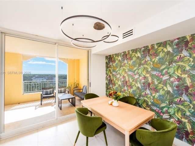 Apartment for sale  Unit #PH-4 - photo 7392402