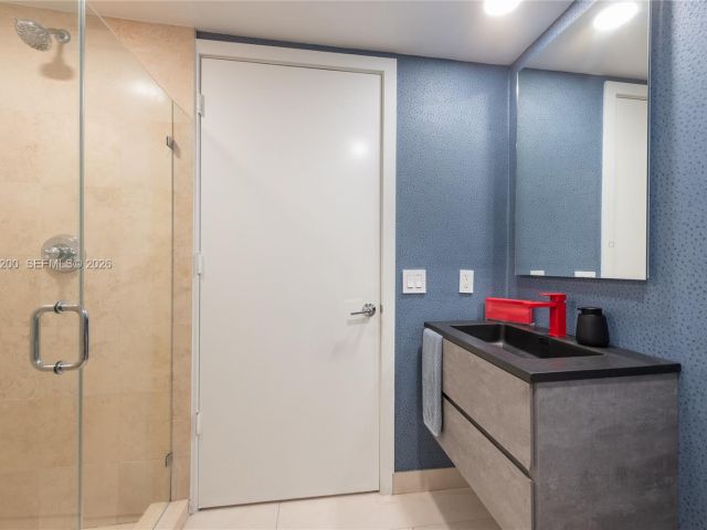 Apartment for sale  Unit #PH-4 - photo 7392406