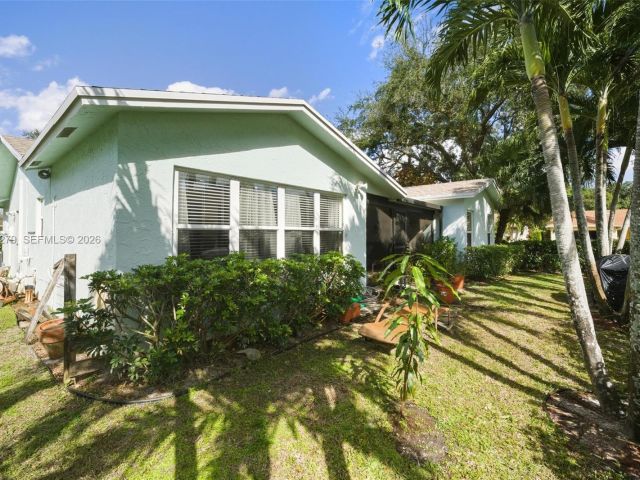 Home for sale at 10308 Greenbriar Ct - photo 7453469