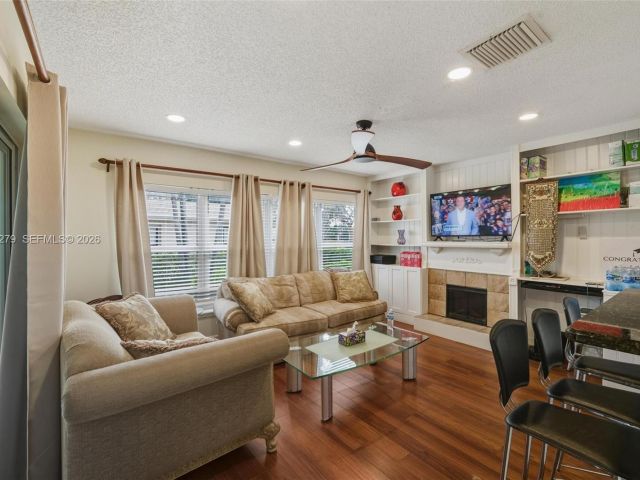 Home for sale at 10308 Greenbriar Ct - photo 7453473