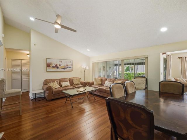 Home for sale at 10308 Greenbriar Ct - photo 7453485