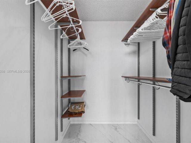 Apartment for rent  Unit #1204 - photo 7395251