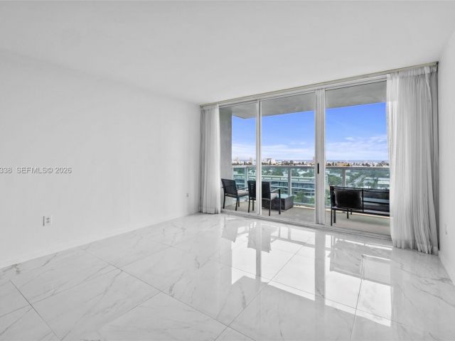 Apartment for rent  Unit #1204 - photo 7395285