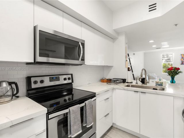 Home for sale at 2991 NE 185th St 1706 - photo 7393448