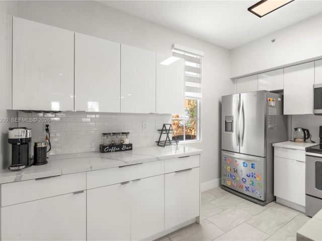 Home for sale at 2991 NE 185th St 1706 - photo 7393450