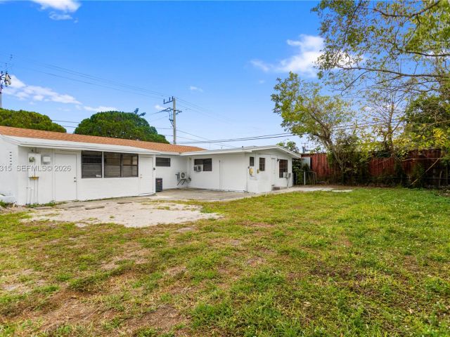 Home for rent at 6200 Fletcher St - photo 7474620