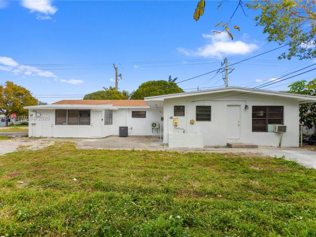 Home for rent at 6200 Fletcher St - photo 7474621