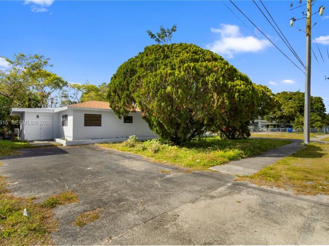 Home for rent at 6200 Fletcher St - photo 7474626