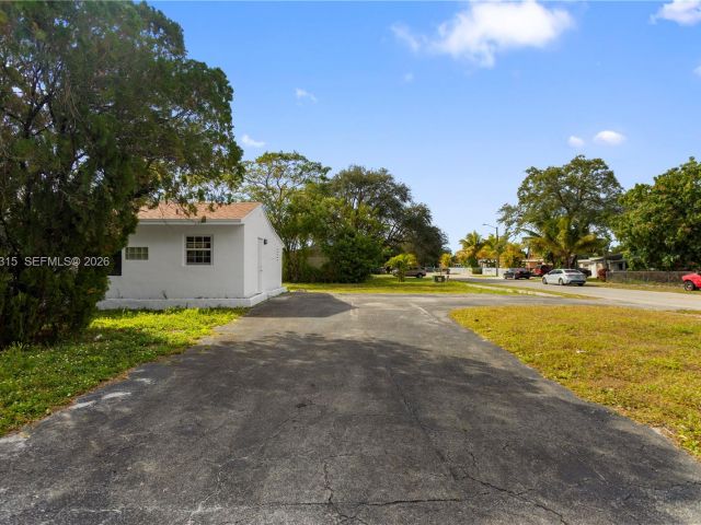 Home for rent at 6200 Fletcher St - photo 7474628