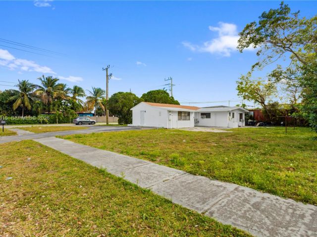 Home for rent at 6200 Fletcher St - photo 7474629