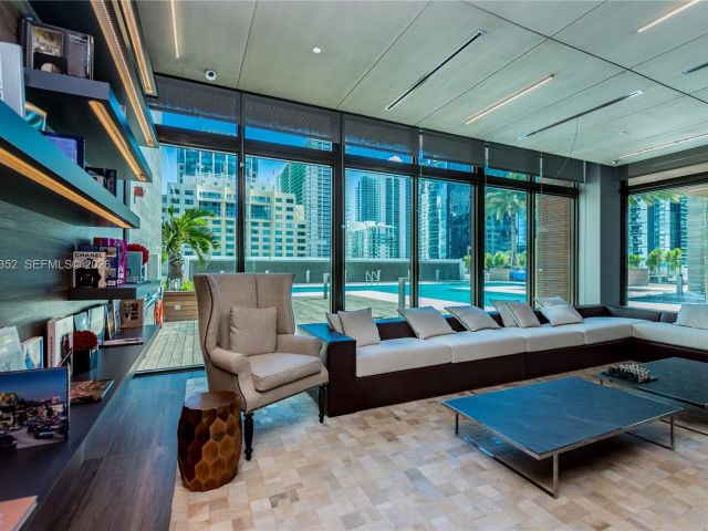 Apartment for sale  Unit #1706 - photo 7395900