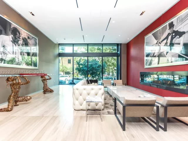 1-bedroom condo for sale in Miami - 1080 Brickell Ave 1706 - MondialRealty