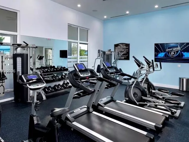 3-bedroom home for sale in Homestead - 2810 SE 24th Ave - MondialRealty