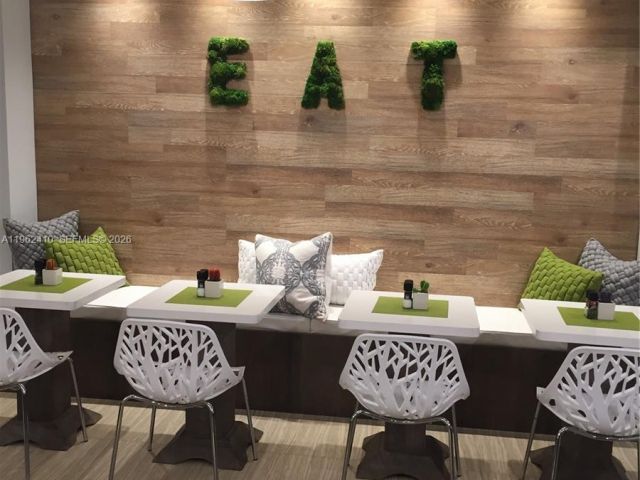 condo for rent in Bal Harbour - 10275 Collins Ave 1402 - MondialRealty