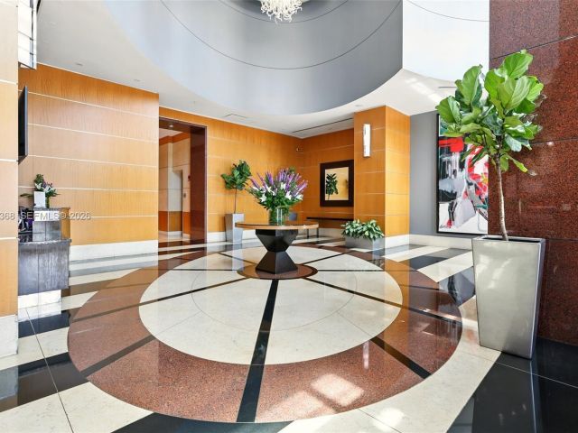 Apartment for rent  Unit #2405 - photo 7488871