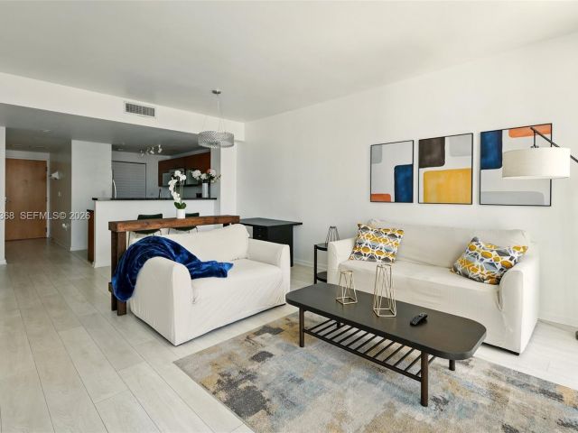 Apartment for rent  Unit #2405 - photo 7488876