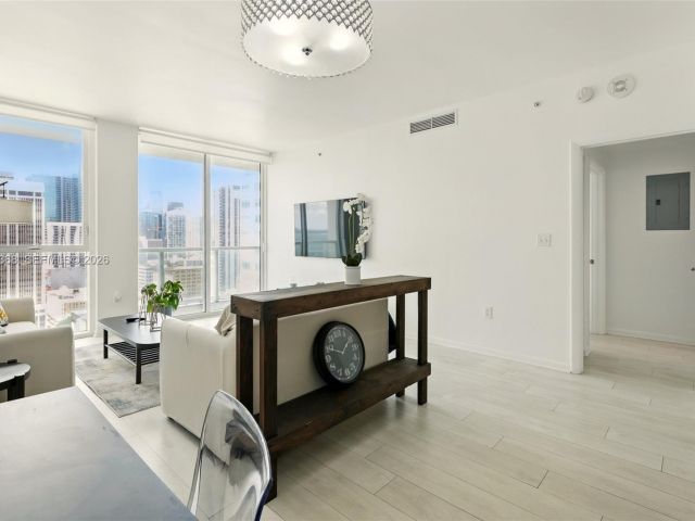 Apartment for rent  Unit #2405 - photo 7488879