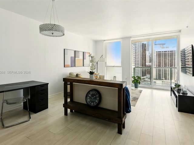 Apartment for rent  Unit #2405 - photo 7488880