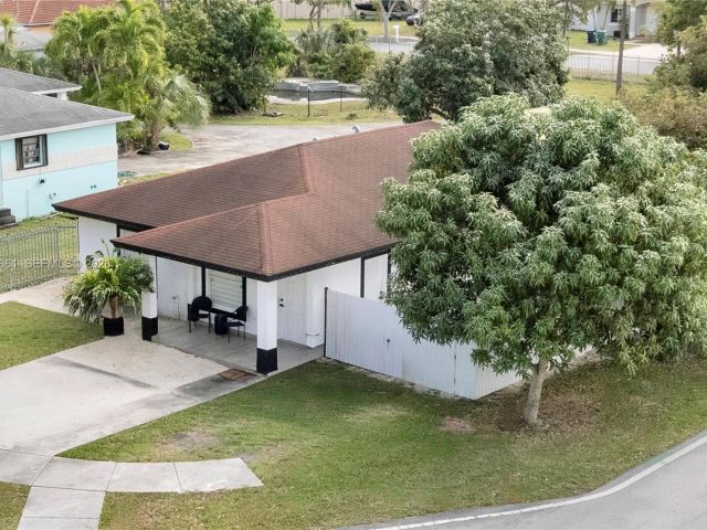 Home for sale at 13160 SW 265th St - photo 7492925