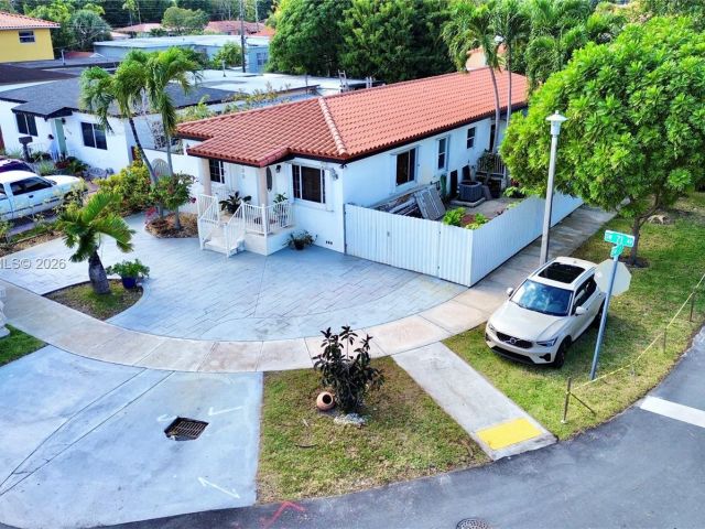 Home for sale at 300 SW 71st Ave - photo 7440229