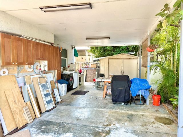 Home for sale at 300 SW 71st Ave - photo 7440251