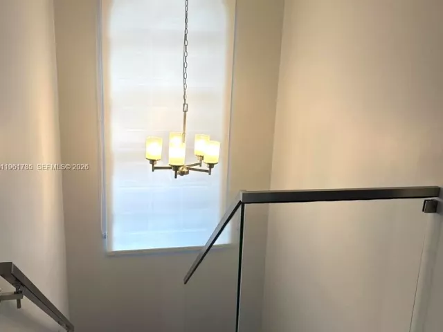 3-bedroom home for rent in Doral - 10225 NW 57th Ter 10225 - MondialRealty