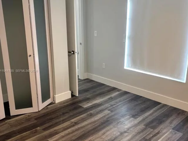 3-bedroom home for rent in Doral - 10225 NW 57th Ter 10225 - MondialRealty