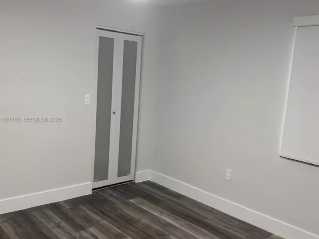 3-bedroom home for rent in Doral - 10225 NW 57th Ter 10225 - MondialRealty