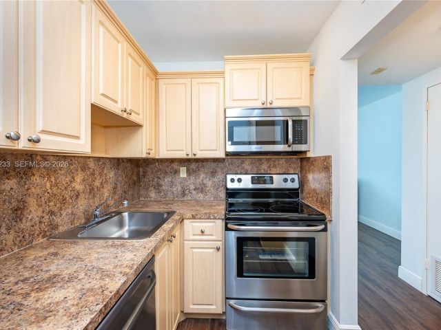 Apartment for sale  Unit #1505 - photo 7400454