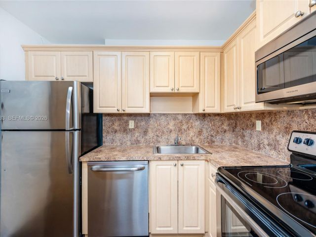 Apartment for sale  Unit #1505 - photo 7400455