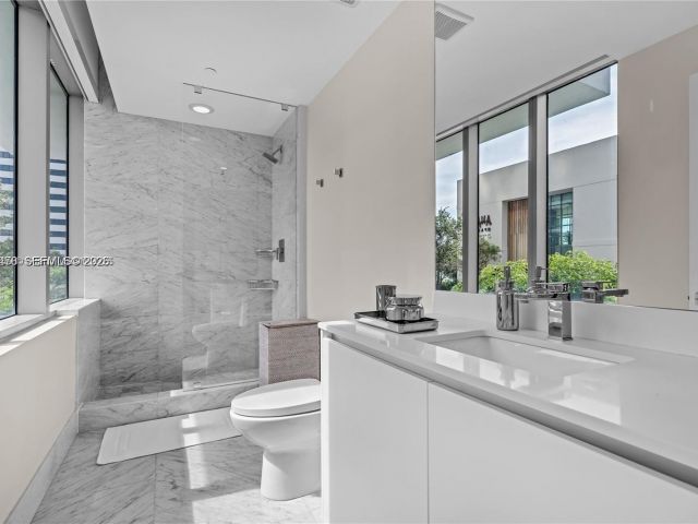 Apartment for sale  Unit #BH6 - photo 7404861