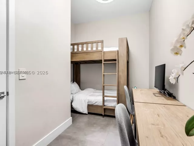 4-bedroom condo for sale in Miami - 650 NE 32nd St BH6 - MondialRealty